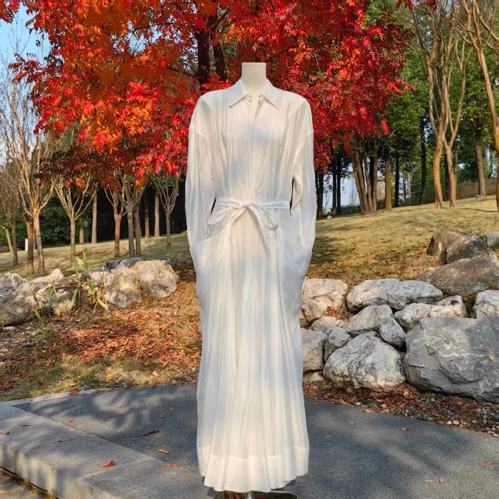 Helsa The Musee Midi Dress in White - Picture 3 of 9